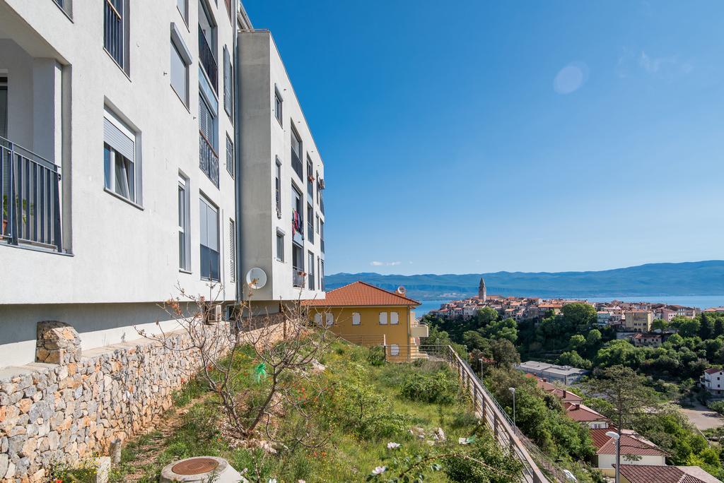 Appartement Apartman Leona à Vrbnik Extérieur photo