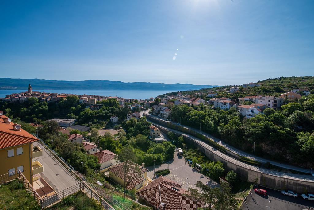 Appartement Apartman Leona à Vrbnik Extérieur photo